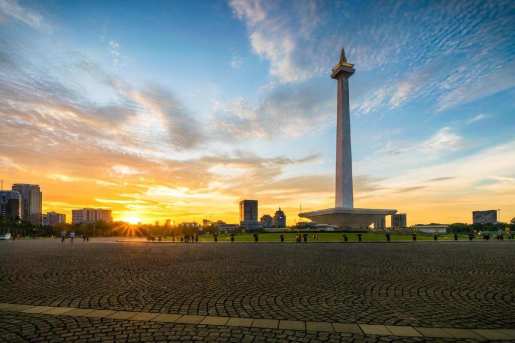 Grand Cempaka Business Hotel Джакарта Экстерьер фото